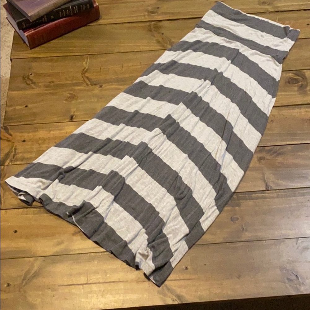 ⭐️Gap Maxi Skirt